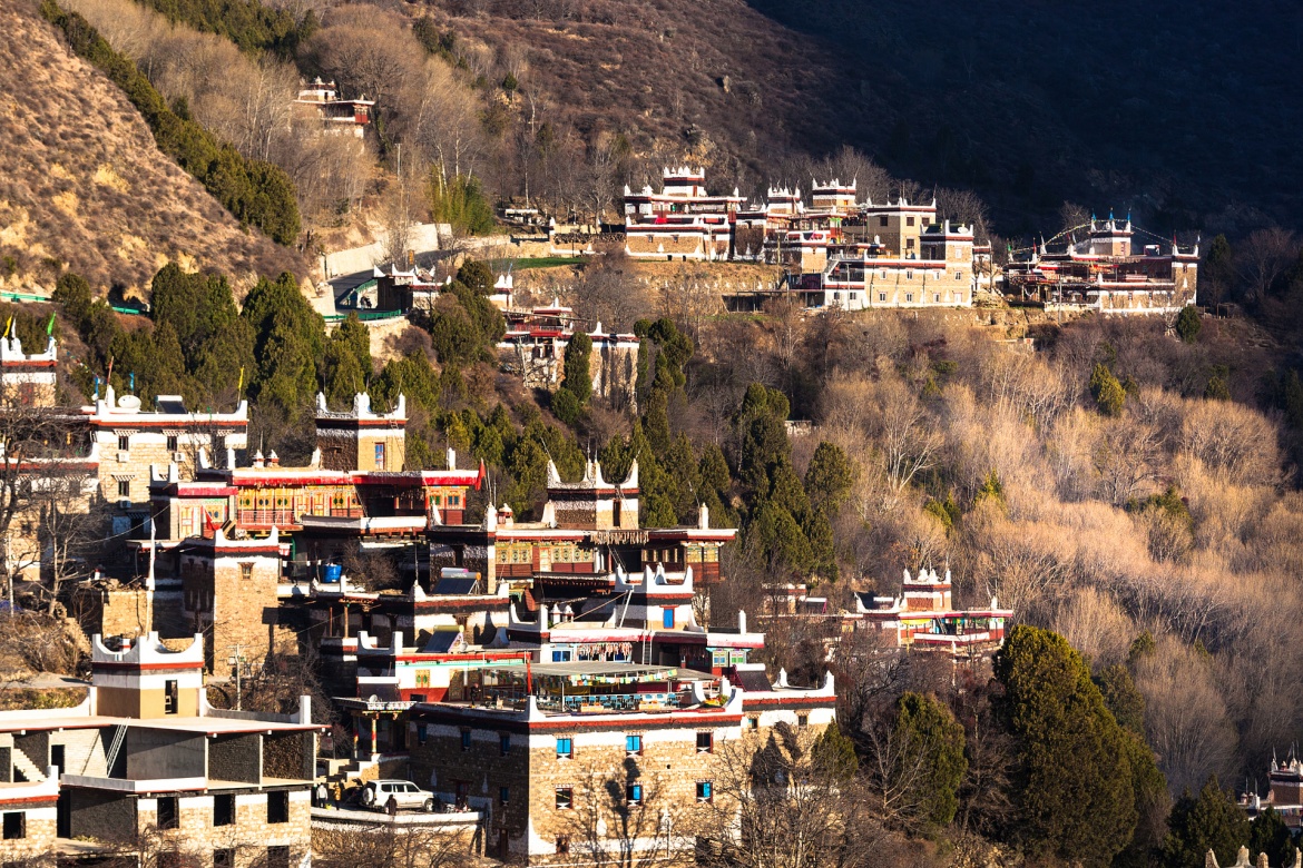 Thousand-House Tibetan Village